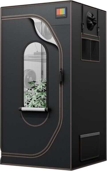 The Growing 3x3 Grow Tent 36